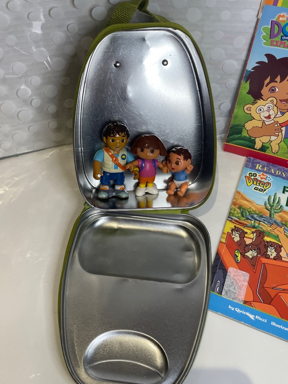 Go Diego Go 🐆Animal Rescue tin backpack bundle - Picture 8 of 12